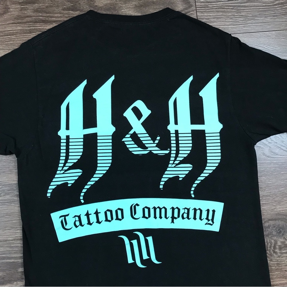 Hart & Huntington Tattoo Clothing Brand Company Women’s Rose Tattoo Ink Shirt M